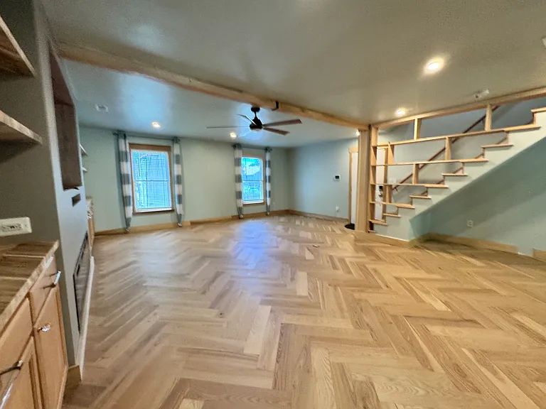 893 Henrico Ct — Photo 6