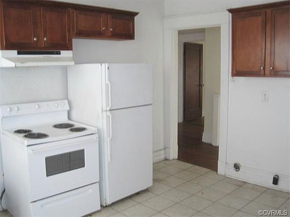 5th image of 2401 North Ave