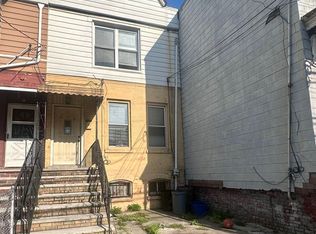 52.5 Storms Ave, Jersey City, NJ 07306
