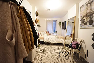 Rented by Rennit Inc.