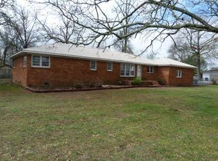 1100 E End Rd, Manchester, TN 37355