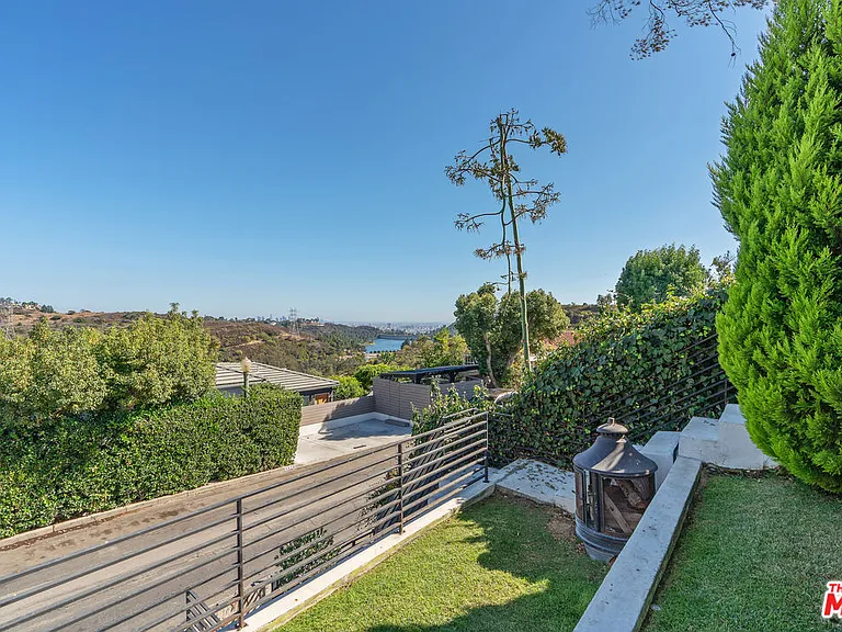 3479 Wonder View Dr — Photo 27