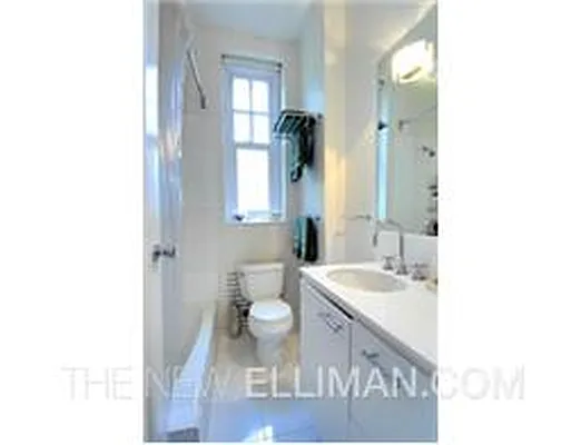 Rented by Douglas Elliman | media 4
