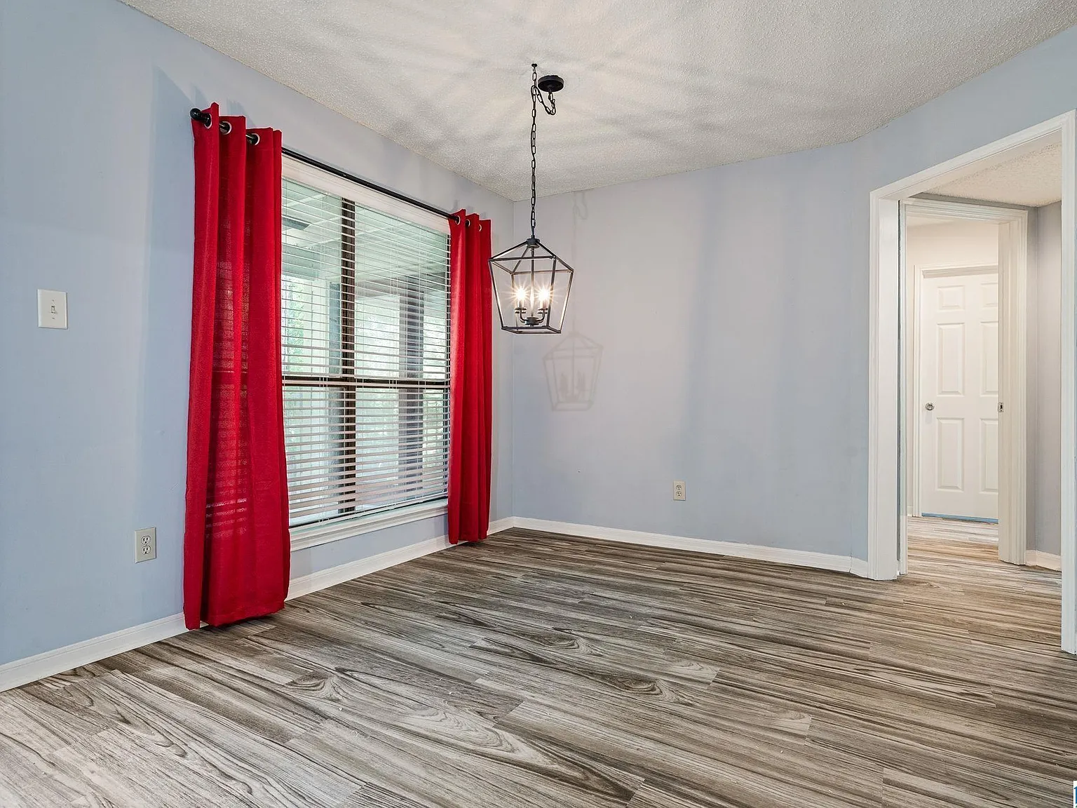 1 bed, 1.5 bath, 1001 sqft, $1,500 — Photo 4