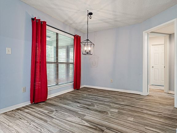 4th image of 902 Gables Dr #902