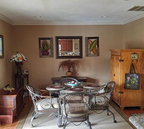 5th image of 4456 Saint Clair Ave W