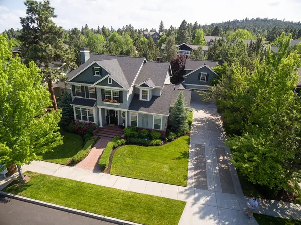 715 NW Yosemite Dr, Bend, OR 97703