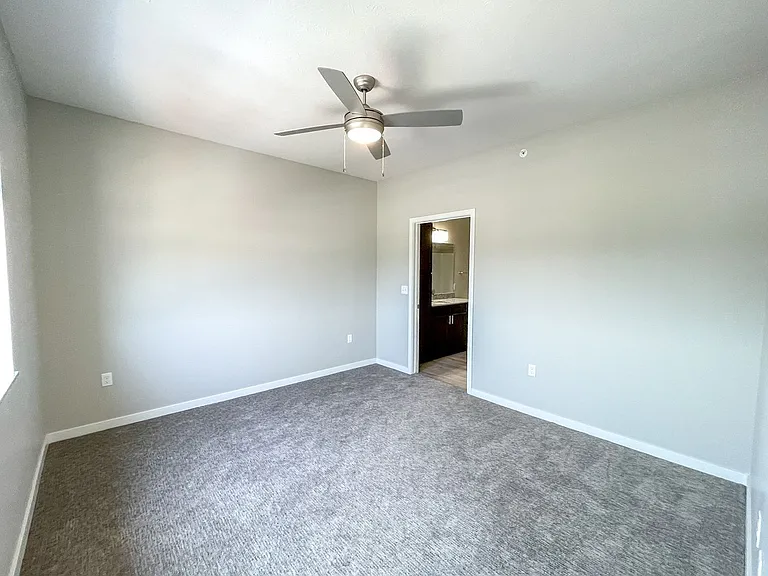 620 Research Dr — Photo 26