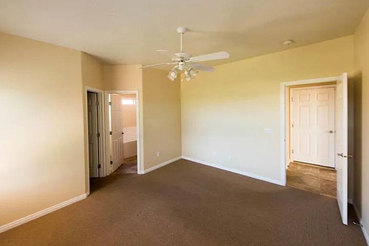 1905 N 2070 W — Photo 13
