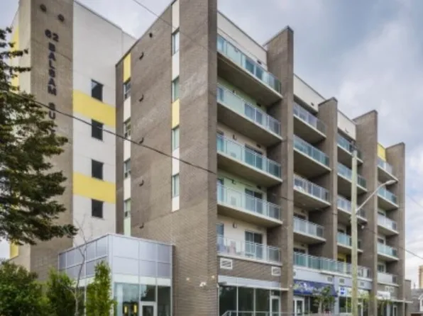 62 Balsam St #B207, Waterloo, ON N2L 3H2
