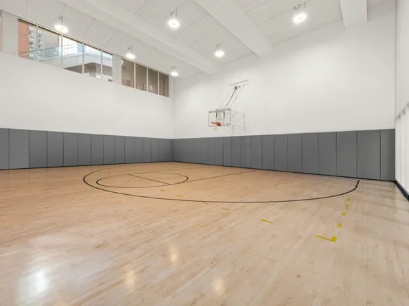 242 West 53rd Street image 16 of 17