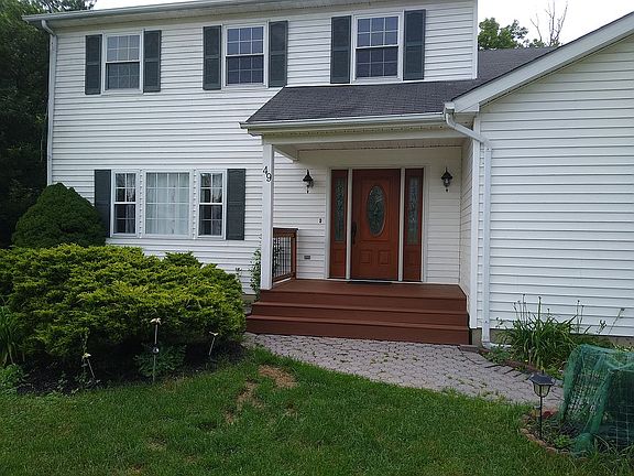 3rd image of 49 Orion Ave