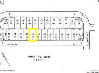 477 Devirian Pl #43, Altadena, CA 91001
