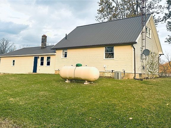 4th image of 190 Township Road 1031
