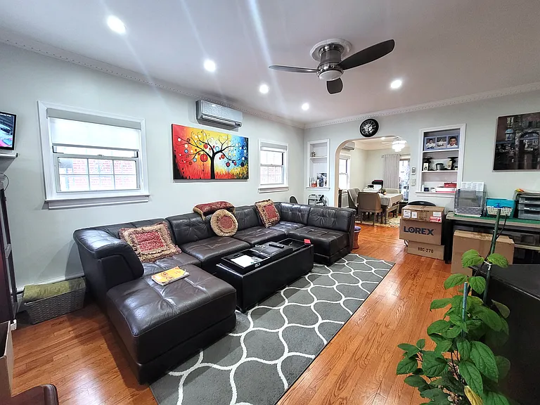 33-36 60th St #2F — Photo 13