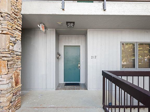 3rd image of 1130 Ski View Dr Ste 212