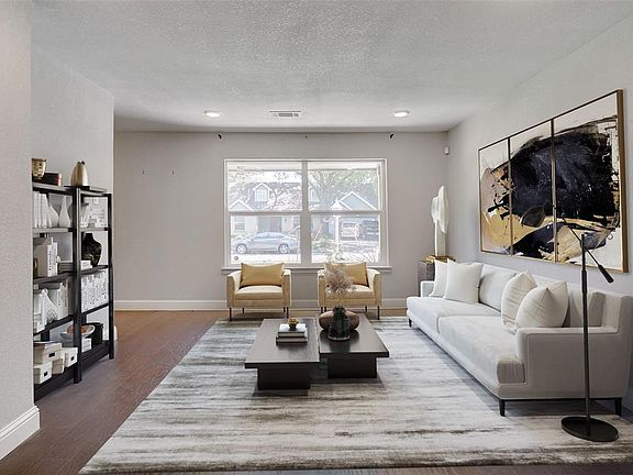 5th image of 2909 Selma Ln