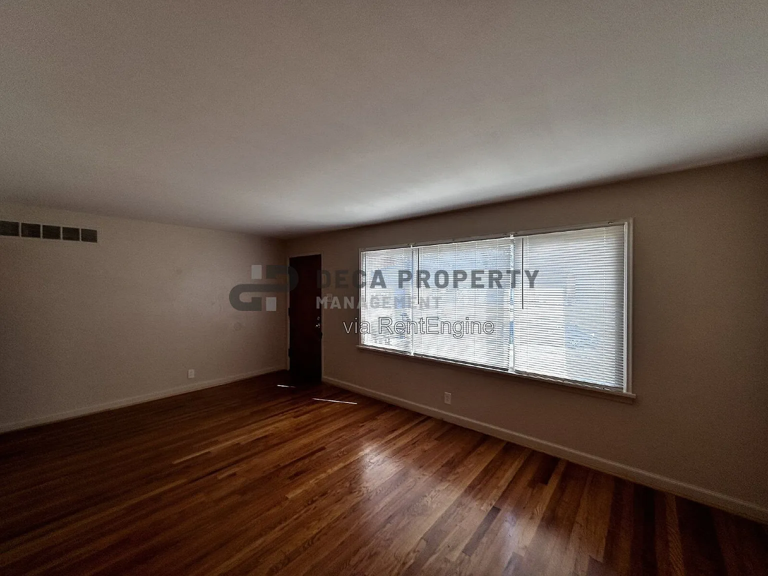 2 bed, 1.0 bath, 992 sqft, $1,150 — Photo 3