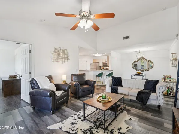 7800 POINT MEADOWS Drive #1434, Jacksonville, FL 32256