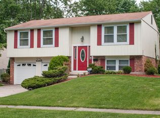1355 Karahill Dr, Cincinnati, OH 45240
