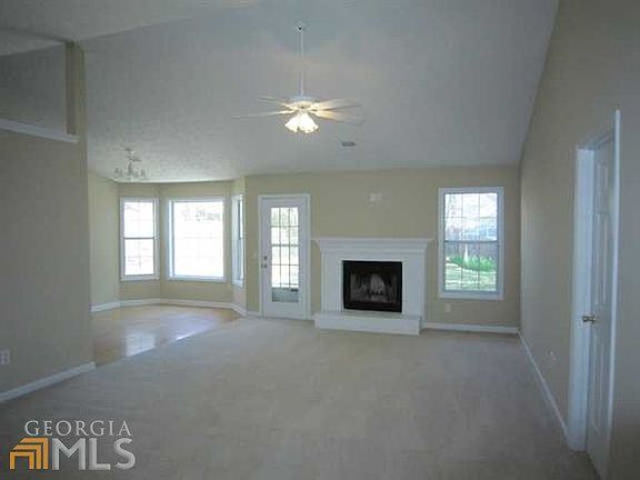 3rd image of 662 Marble Arch Ave