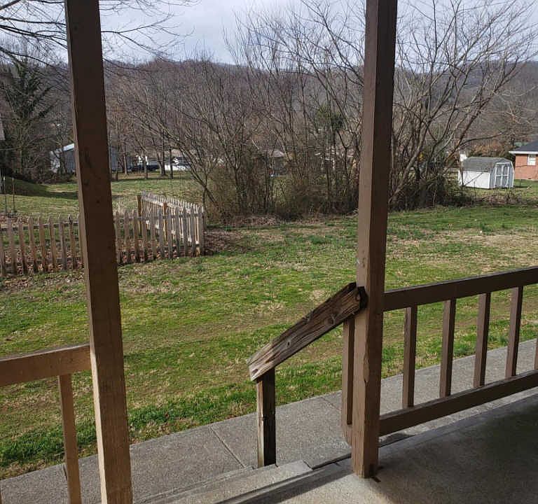 102 Unaka Ct Erwin TN Zillow