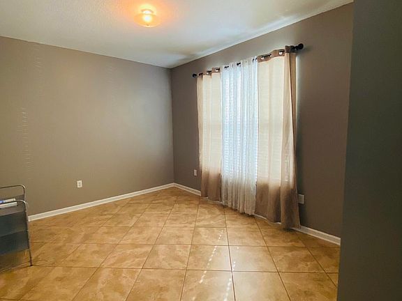 4th image of 11727 Parker Lakes Dr