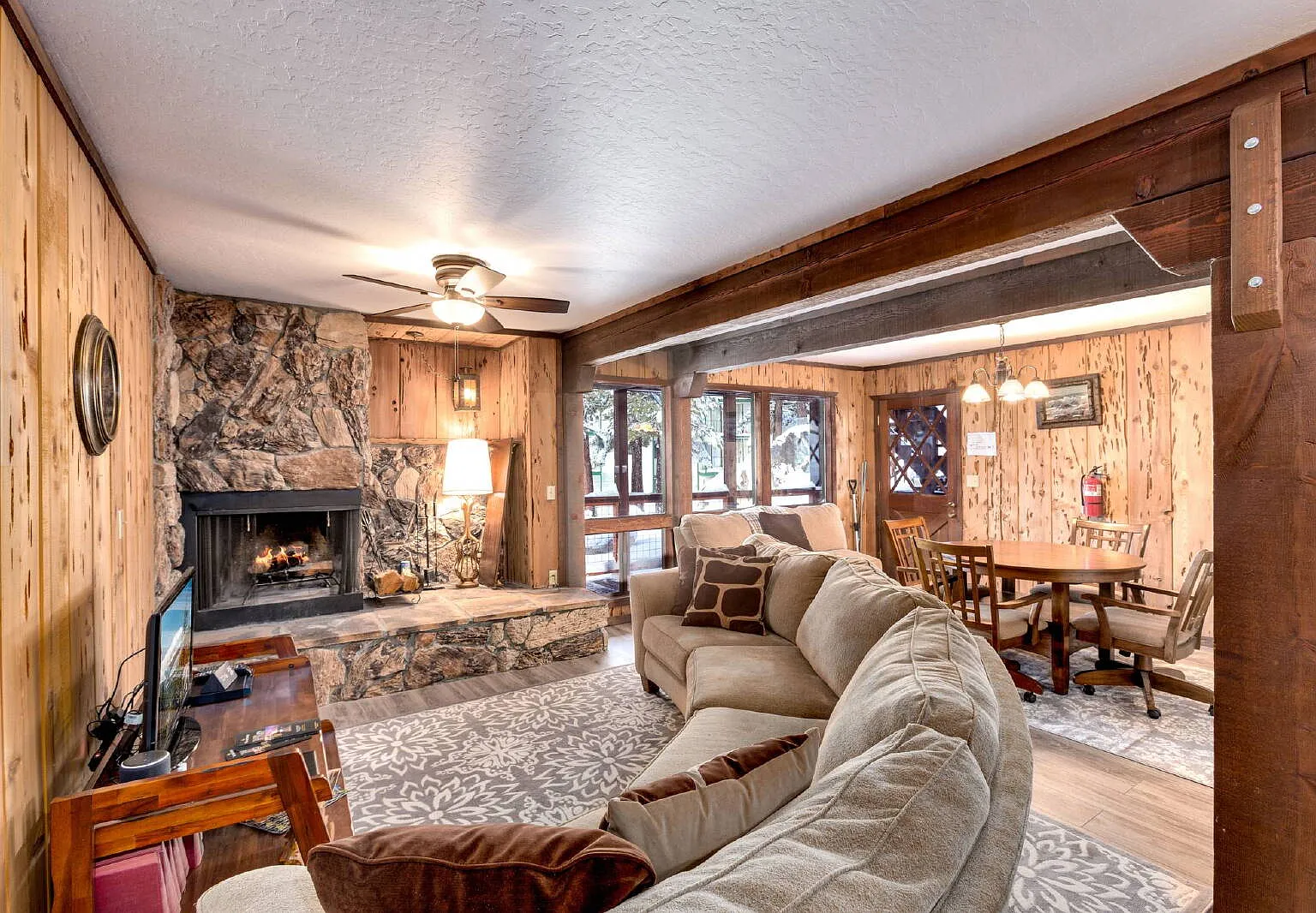 2 bed, 1.0 bath, $2,400 — Photo 1