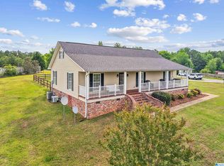 21 Nora Ln, Sylacauga, AL 35151