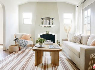 3795 Valleybrink Rd, Los Angeles, CA 90039