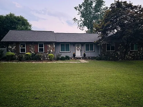 91 Bishop Dr NW Photo 1