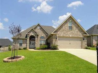 206 Charlotte Dr, Bonaire, GA 31005