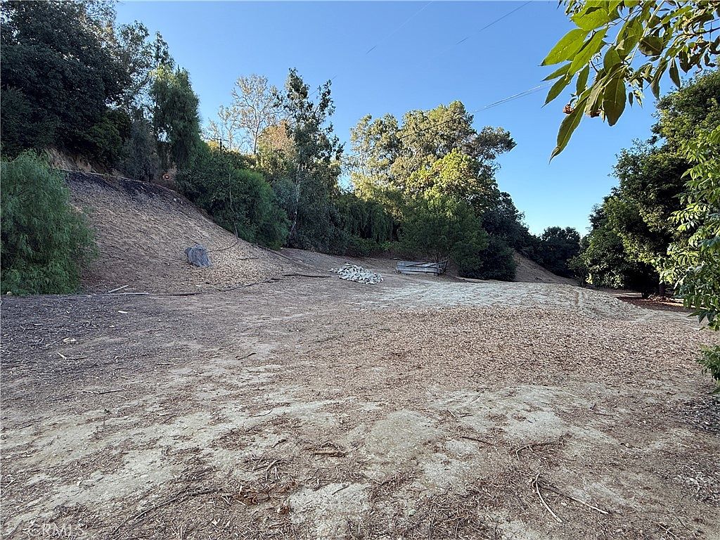 2240 Valle Dr, La Habra Heights, CA 90631 | MLS #PW25198287 | Zillow