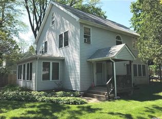 23 Hernan Ave, Locust Valley, NY 11560