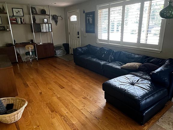 5th image of 5501 E 29th Ave