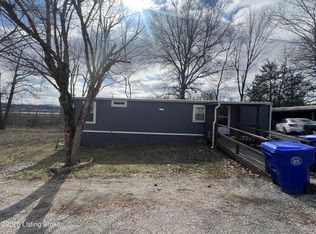 758 White St, Leitchfield, KY 42754