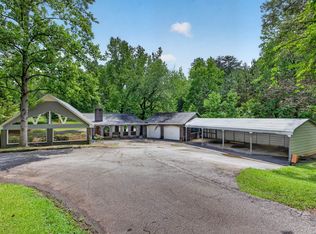 1310 Camp Creek Rd, Taylors, SC 29687