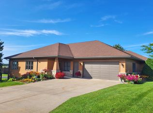 1107 Wildflower Dr, Marshfield, WI 54449