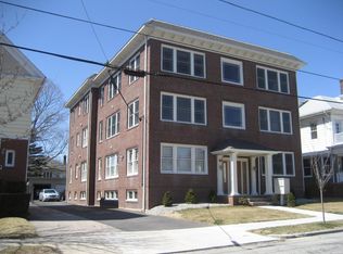 26 Grotto Ave APT 2R, Providence, RI 02906