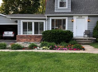5030 Virgie Ln, West Bloomfield, MI
