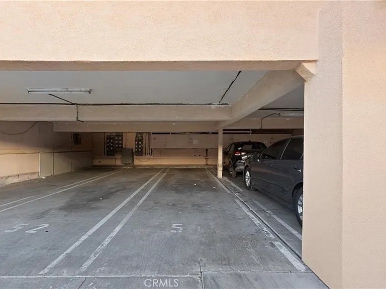 5400 Newcastle Ave #56 — Photo 21