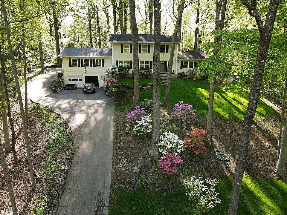 1st image of 2916 Johnson Dr