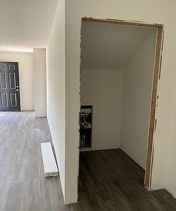 3rd image of 231 Railroad St #11513704