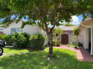1720 NE 56th St #4, Fort Lauderdale, FL 33334