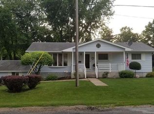705 SW 5th Ave, Aledo, IL 61231