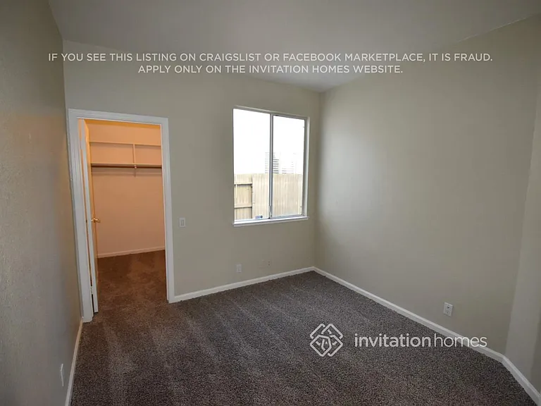 8107 Helmsdale Dr — Photo 13