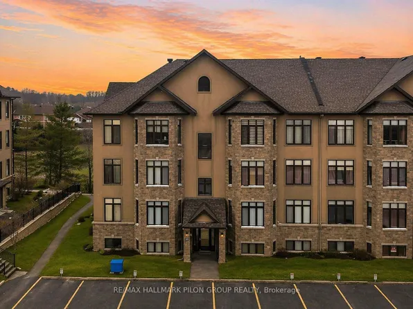 50 Prestige Cir #4, Ottawa, ON K4A 0W9