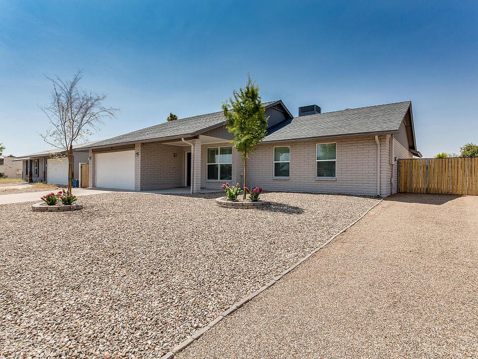 2nd image of 8746 N 106th Ln