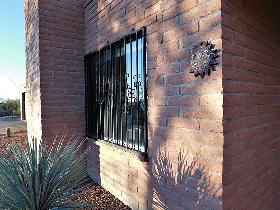 2nd image of 1460 W Calle Concordia