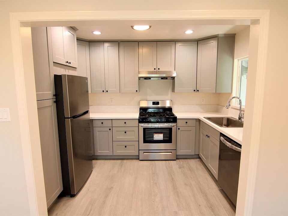 1st image of 3031 Langford Pl